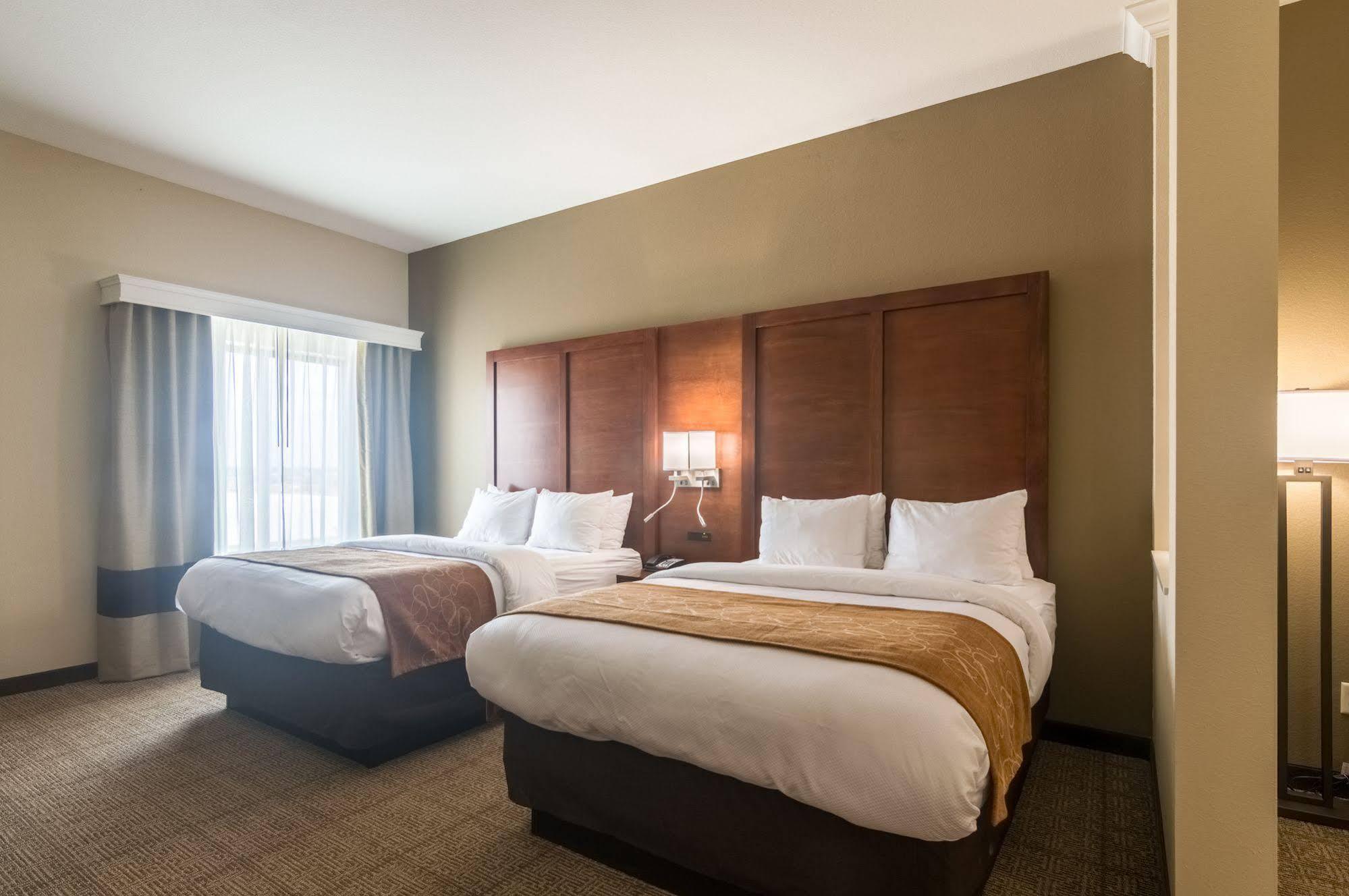 אוקלהומה סיטי Comfort Suites Meridian And I-40 מראה חיצוני תמונה