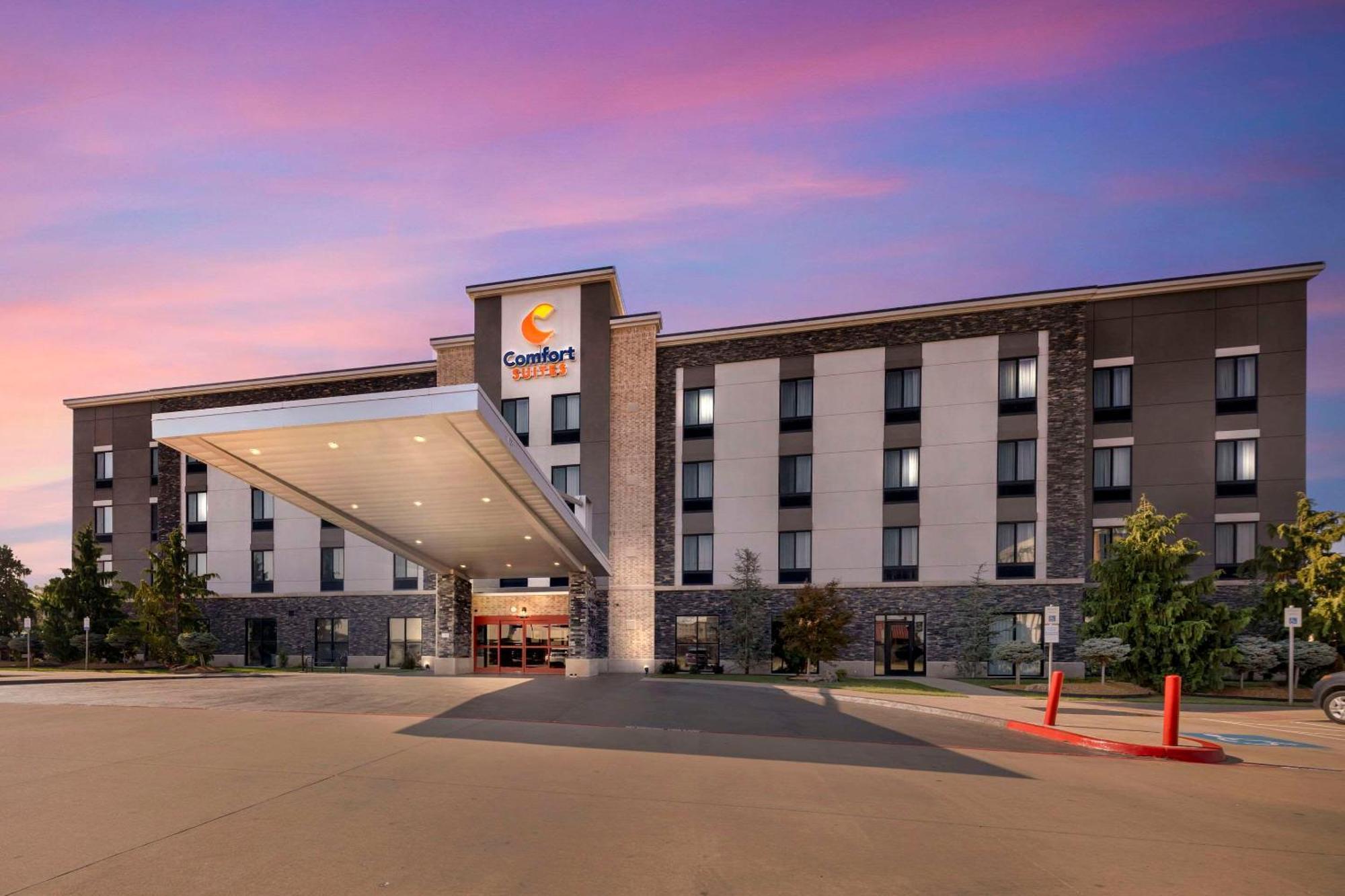 אוקלהומה סיטי Comfort Suites Meridian And I-40 מראה חיצוני תמונה