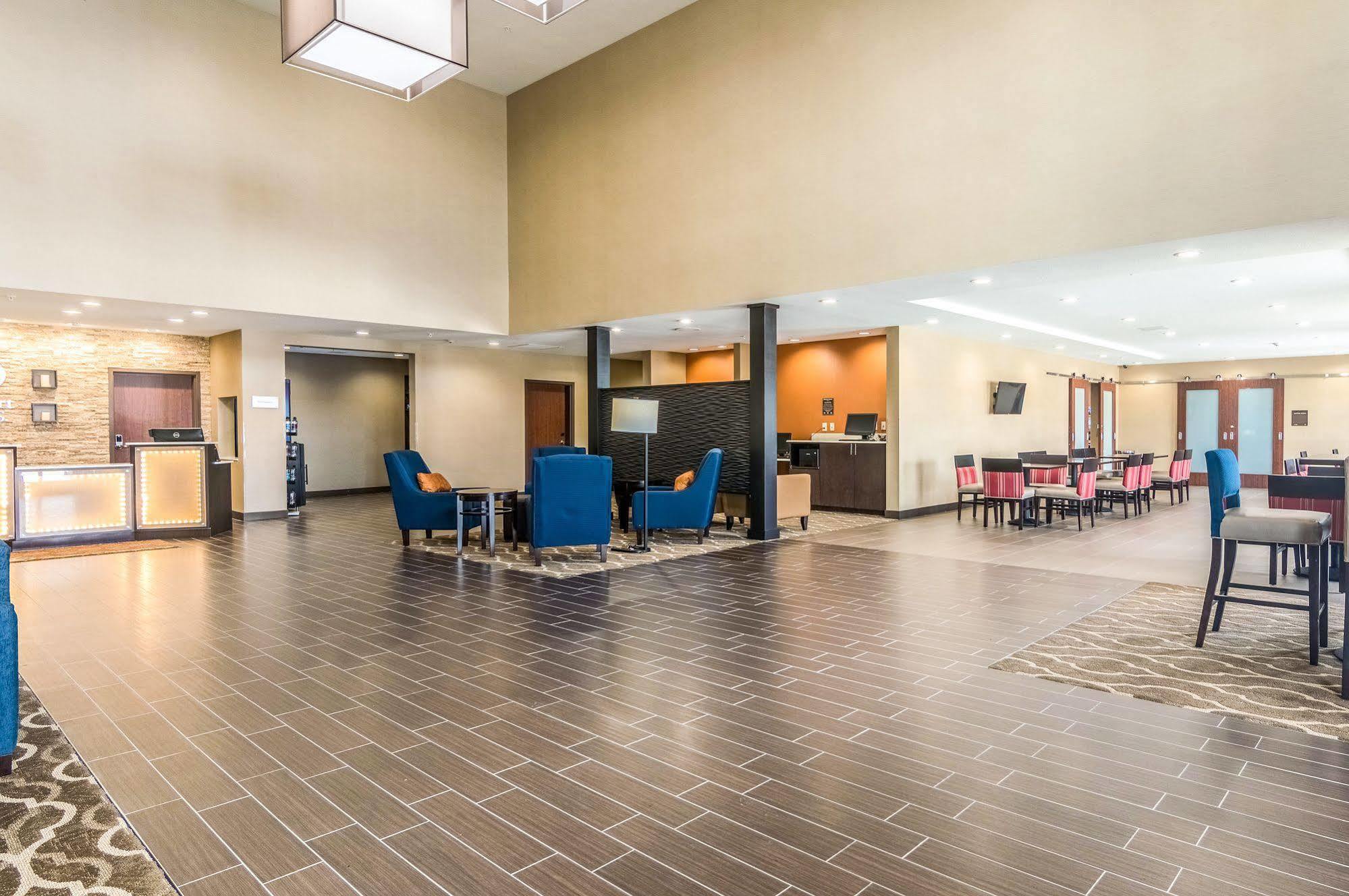 אוקלהומה סיטי Comfort Suites Meridian And I-40 מראה חיצוני תמונה